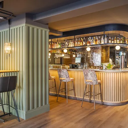 ホテル Rice Reyes Catolicos 4*