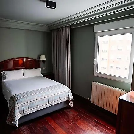 Hotel Rice Reyes Catolicos 4*