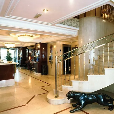 Rice Reyes Catolicos Hotel 4*