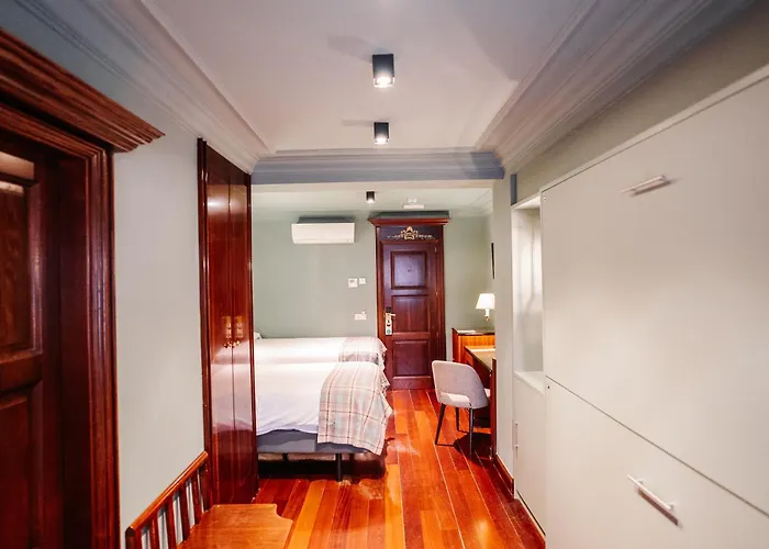 Rice Reyes Catolicos Hotel Burgo