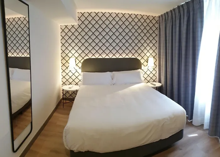 Rice Reyes Catolicos Hotel 4*