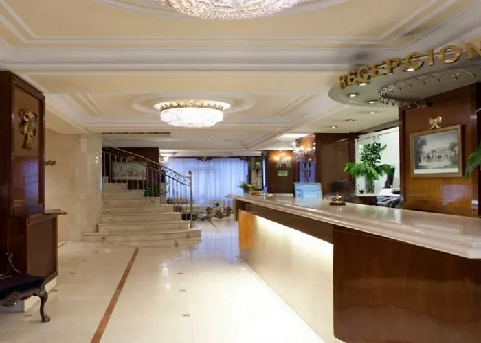 Rice Reyes Catolicos 酒店